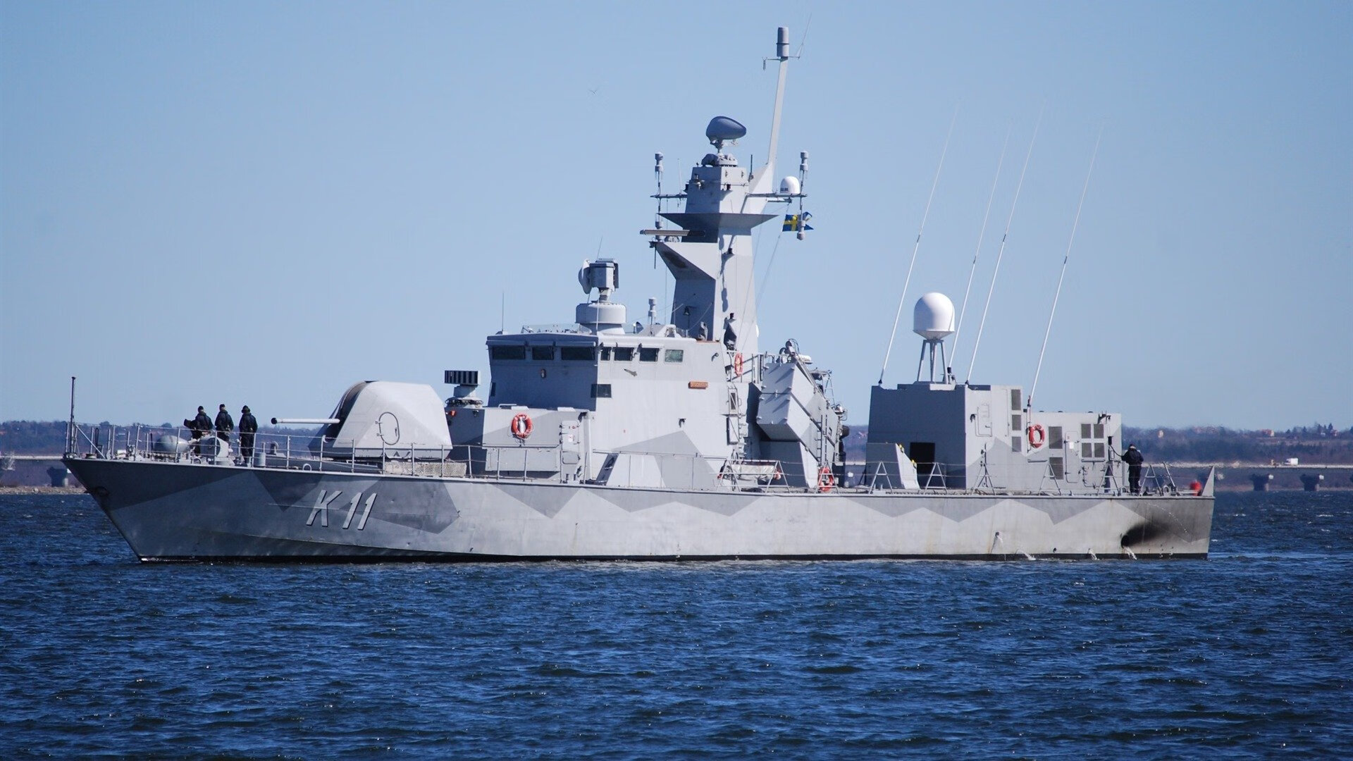 银色觉醒与蓝色狂想，一场颠覆剧本的赛道狂飙