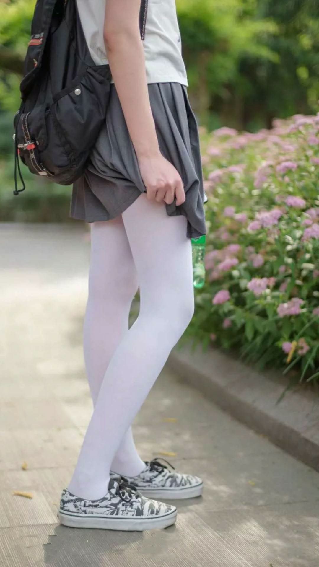 平行时差的抢七，巴拉圭一场胜仗，在两个半球同时奏响终场哨