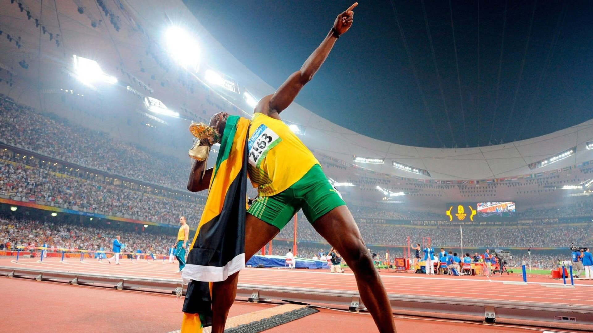 绿茵对决与篮下风暴,战术纪律如何定义巅峰对决