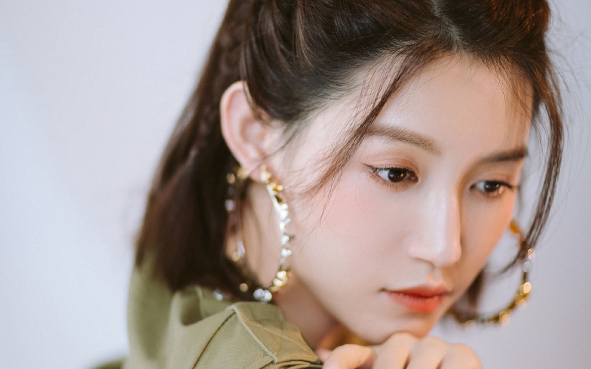 街道赛上的北欧风暴,瑞典车手在F1焦点战中连续得分压制乌克兰挑战